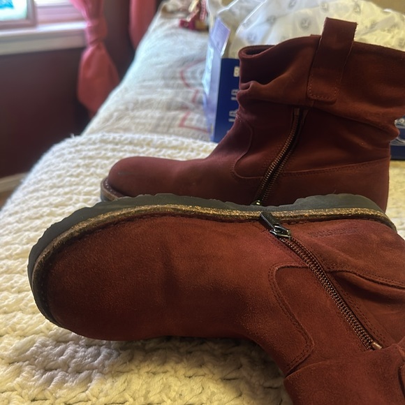 Birkenstock Luton Port, used a few times. Like new, refer to photos. - Picture 5 of 5